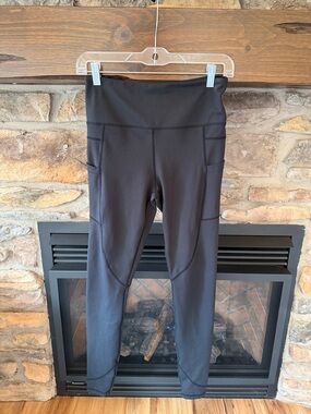 High-Waist Black Zyia Athletic Leggings with Side Pockets